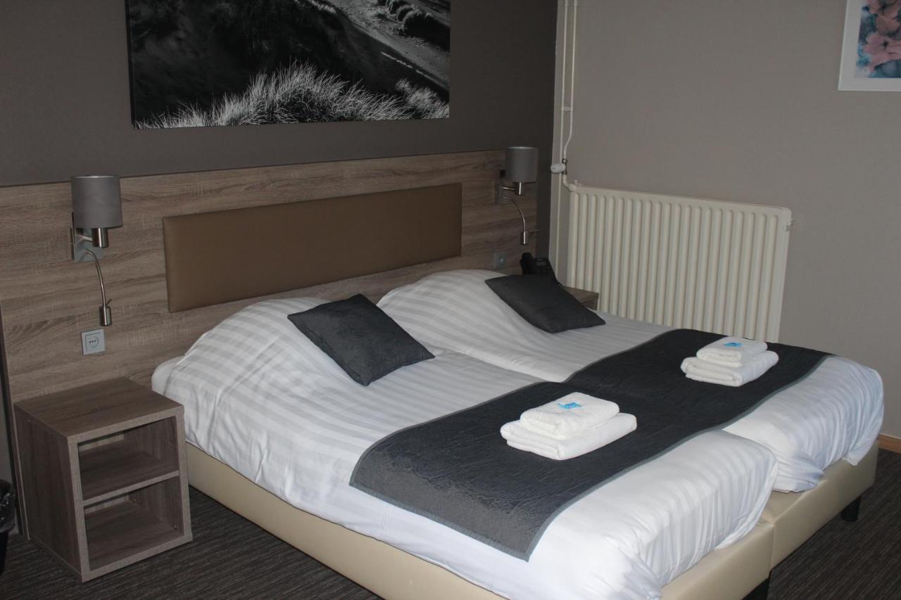 Hotel Restaurant 't Klokje Renesse Eksteriør bilde