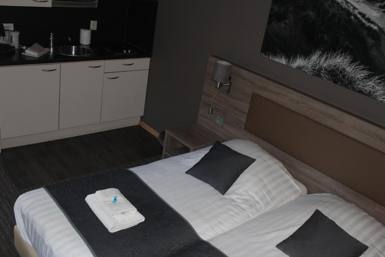 Hotel Restaurant 't Klokje Renesse Eksteriør bilde