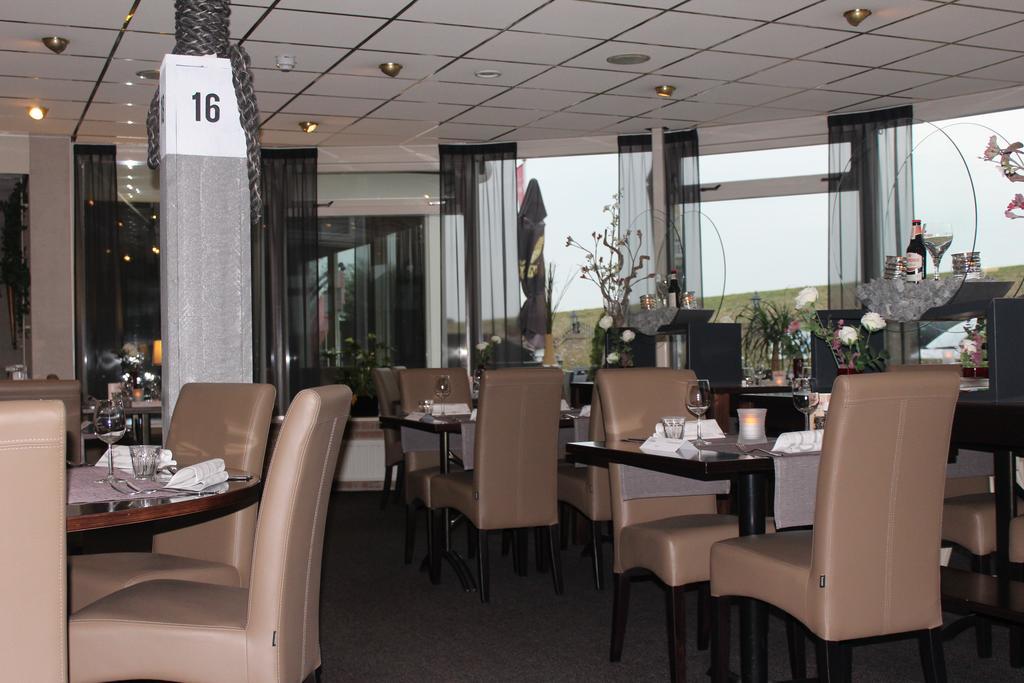 Hotel Restaurant 't Klokje Renesse Eksteriør bilde