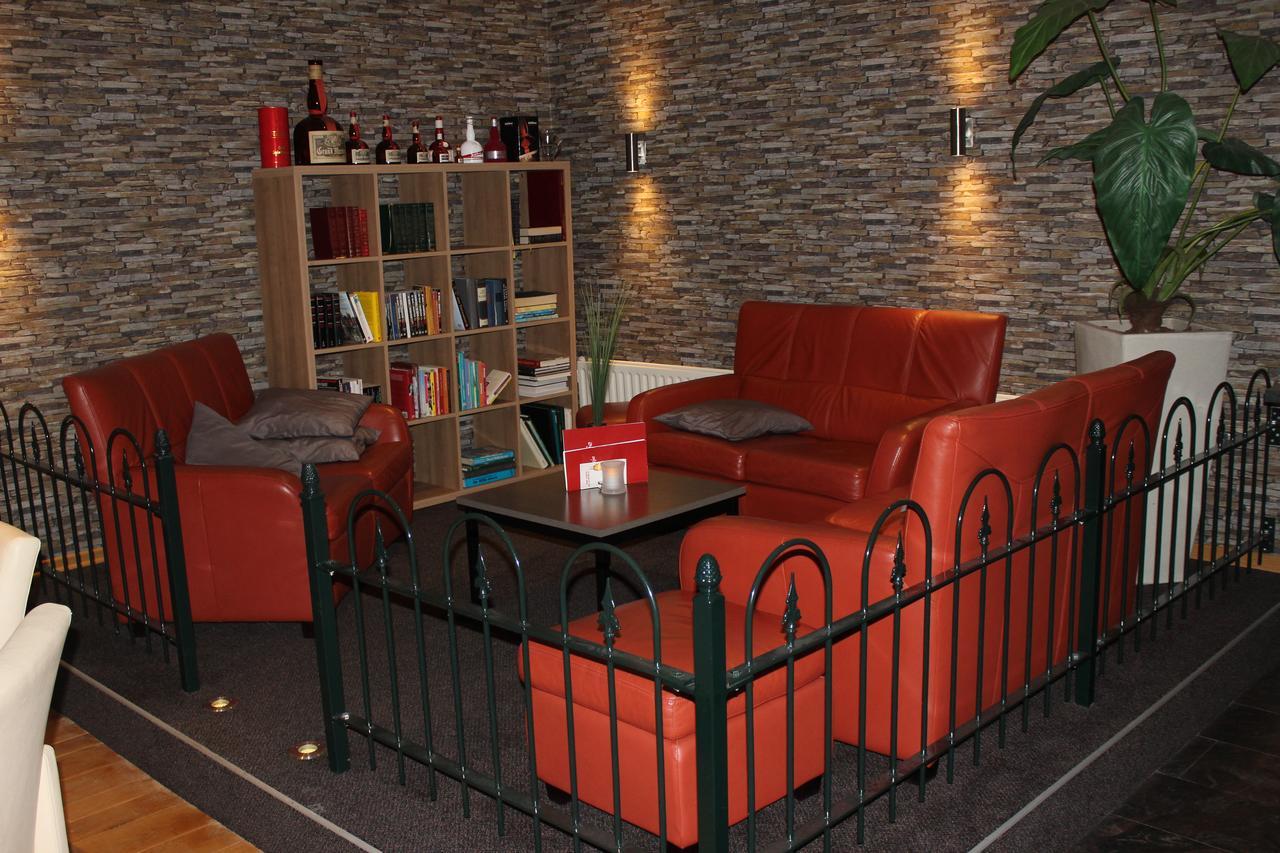 Hotel Restaurant 't Klokje Renesse Eksteriør bilde